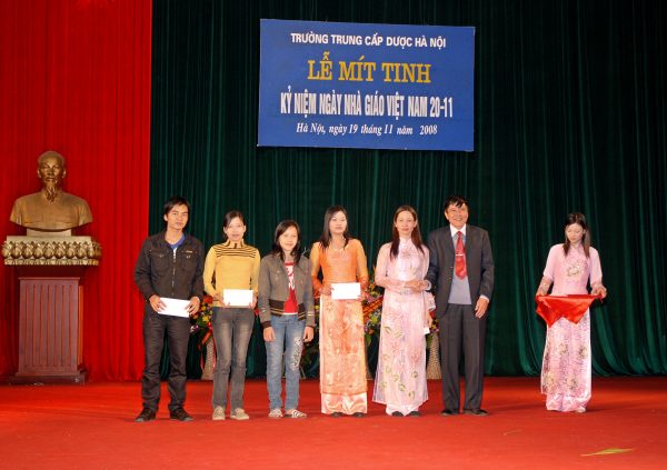Lớp học bào chế đông dược tại Nam Định 2026