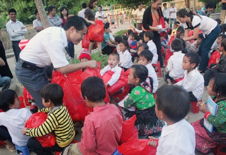 Kế hoạch Phát Động Ủng Hộ Chương Trình Từ Thiện ” XUÂN ƯỚC NGUYỆN – TẾT YÊU THƯƠNG”