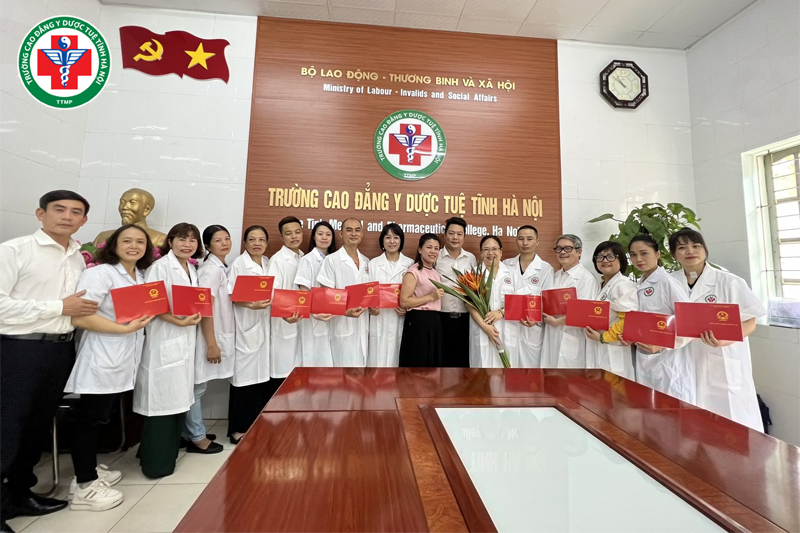 Cao đẳng Y Dược Tuệ Tĩnh Hà Nội có chi phí học tập phù hợp