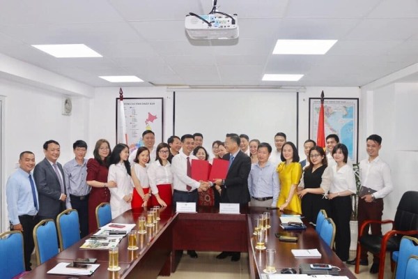 Chính sách hỗ trợ học phí và Bí quyết tăng thu nhập cho sinh viên trường Cao đẳng Y Dược Tuệ Tĩnh Hà Nội