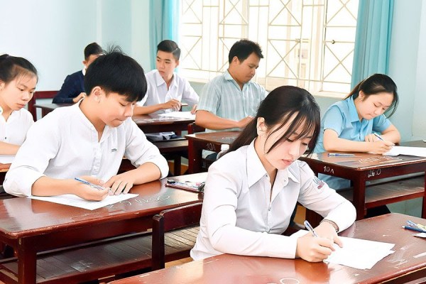 Thi cử và những vấn đề nhức nhối hiện nay