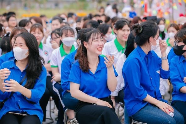 Sôi nổi các hoạt động chào mừng kỷ niệm 93 năm Ngày thành lập Đoàn TNCS Hồ Chí Minh tại Trường Cao đẳng Y Dược Tuệ Tĩnh Hà Nội.