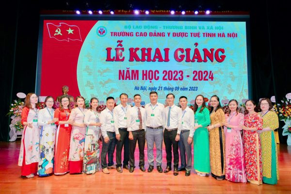 Báo giaoduc.net.vn – Trường Cao đẳng Y Dược Tuệ Tĩnh Hà Nội – Hành trình vươn tới tầm cao