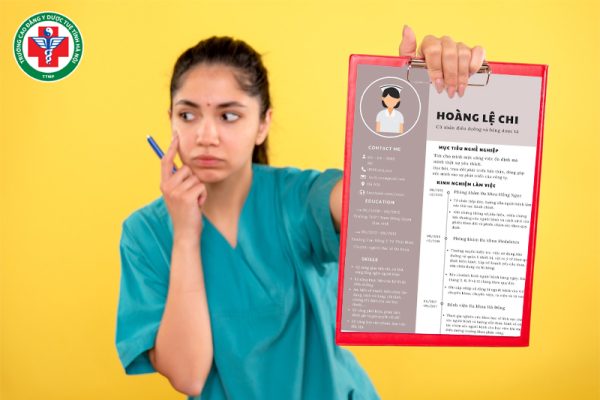 Tổng hợp mẫu CV xin việc Điều dưỡng hot năm 2025 và lưu ý khi viết