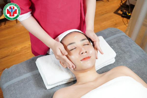 Khóa học nghề spa gồm những gì?