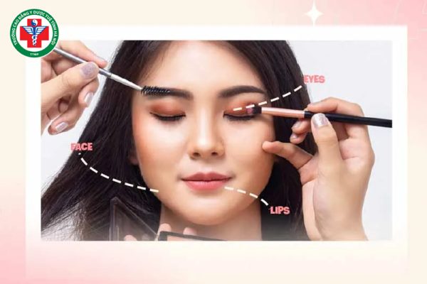 Top 14 thuật ngữ makeup cơ bản cho người mới bắt đầu