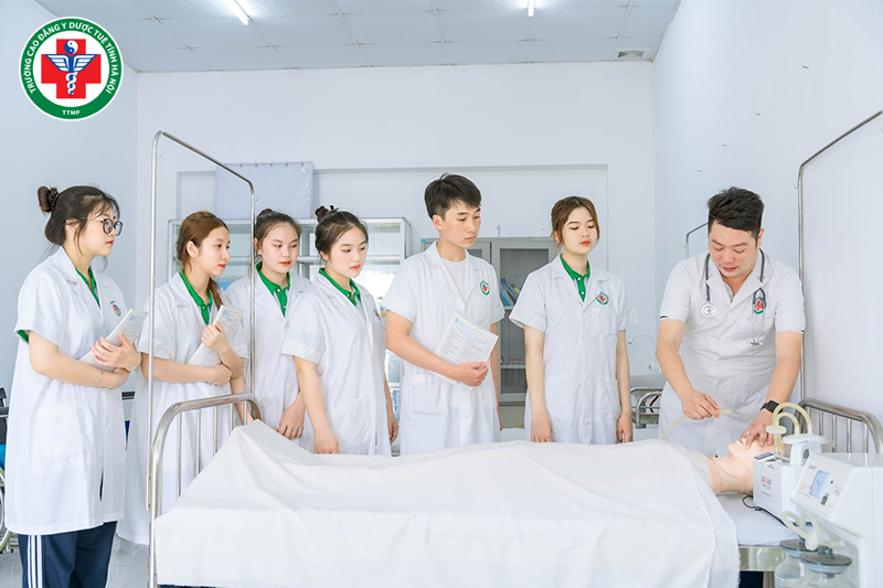 Học phí trường Cao đẳng Y dược Tuệ Tĩnh hợp lý so với mặt bằng chung