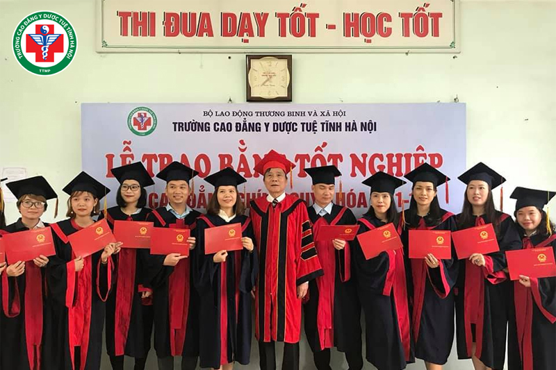 Cao đẳng Y Dược Tuệ Tĩnh là một trong số ít trường uy tín đào tạo ngành vật lý trị liệu