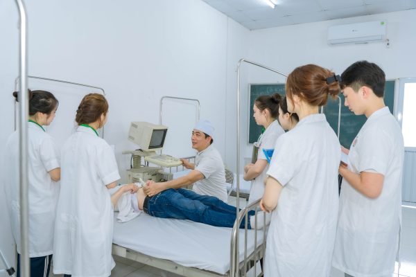 Sự khác biệt về chất lượng đào tạo nhân lực Y Dược