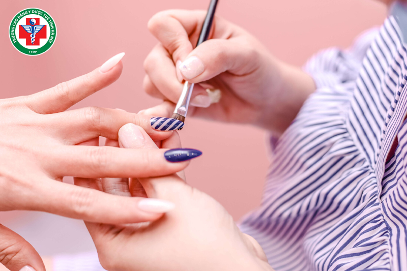 Địa chỉ đào tạo nail cũng ảnh hưởng đến học nghề nail mất bao lâu