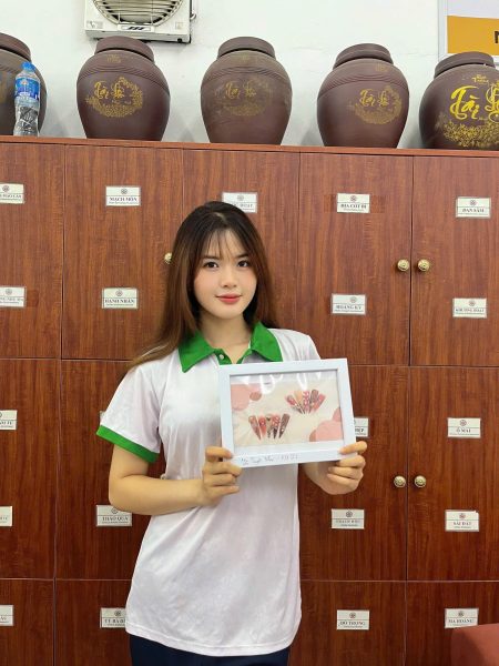 Khi cái đẹp được nhỏ giọt từ tâm huyết, nghệ thuật nở hoa trên đầu ngón tay