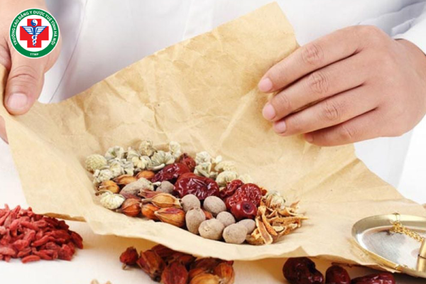 6 nhiệm vụ của Dược sĩ Y học cổ truyền và triển vọng tương lai