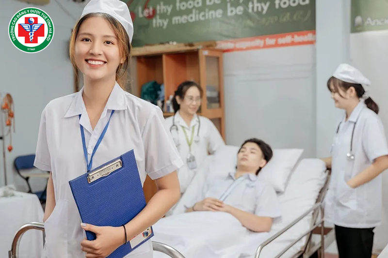 Y khoa giữ vai trò chủ lực trong điều trị bệnh