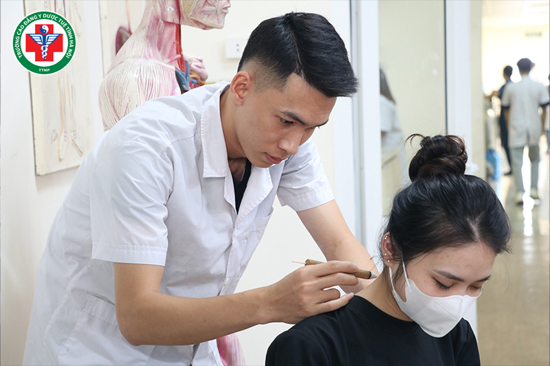 Y học cổ truyền mở ra nhiều cơ hội nghề nghiệp