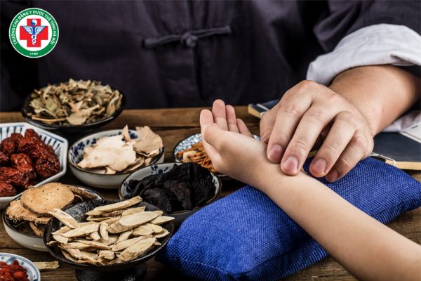 Chăm sóc sức khỏe theo Y học cổ truyền: Nền tảng và phương pháp thực hiện