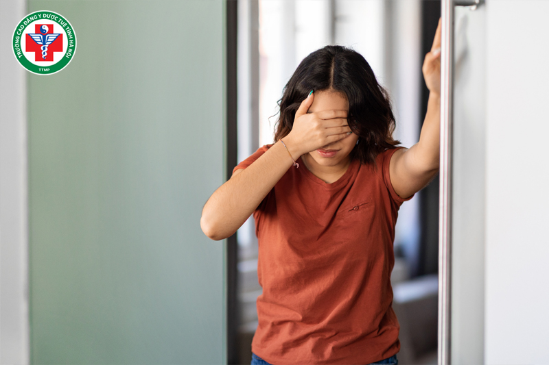 Rối loạn tàng huyết có thể gây chóng mặt