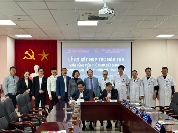 Lễ ký kết hợp tác giữa Trường Cao đẳng Y Dược Tuệ Tĩnh Hà Nội & Bệnh viện Thể thao Việt Nam