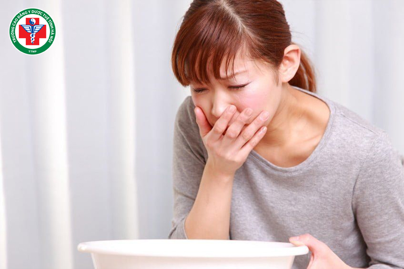 Thổ pháp là gì? Nguyên lý, tác dụng và ứng dụng trong điều trị Đông y