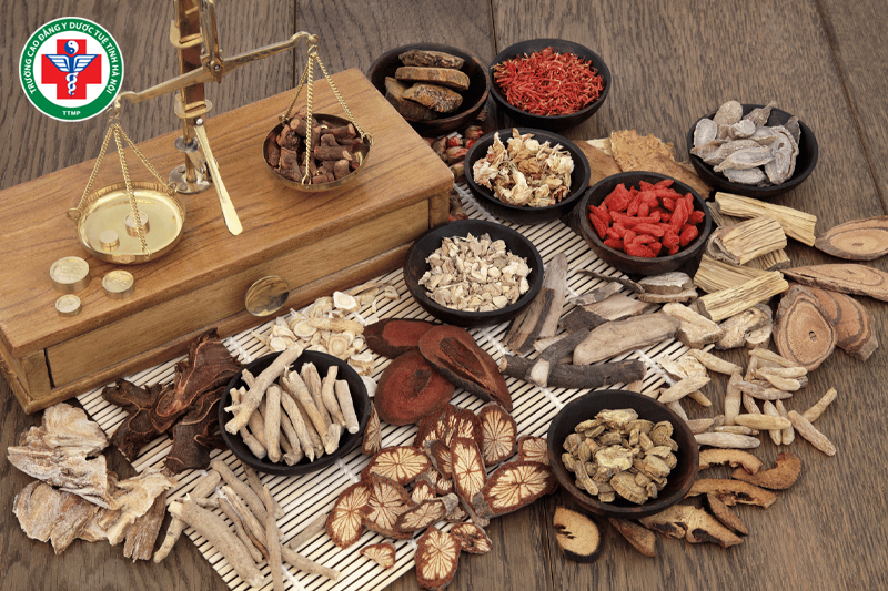 Bổ pháp là gì? Cơ chế tác động và ứng dụng trong điều trị