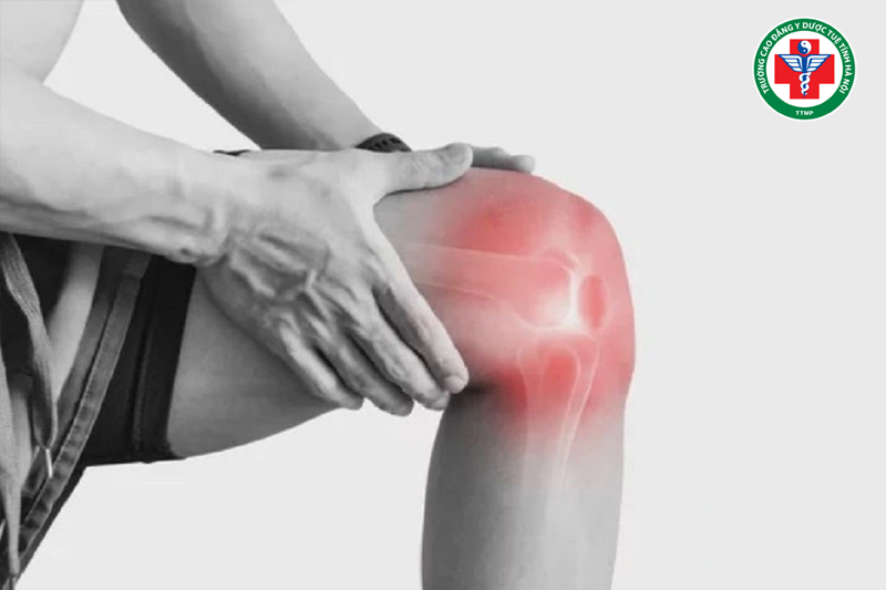 Cơ thể nặng nề, đau nhức và mệt mỏi khi bị thấp tà