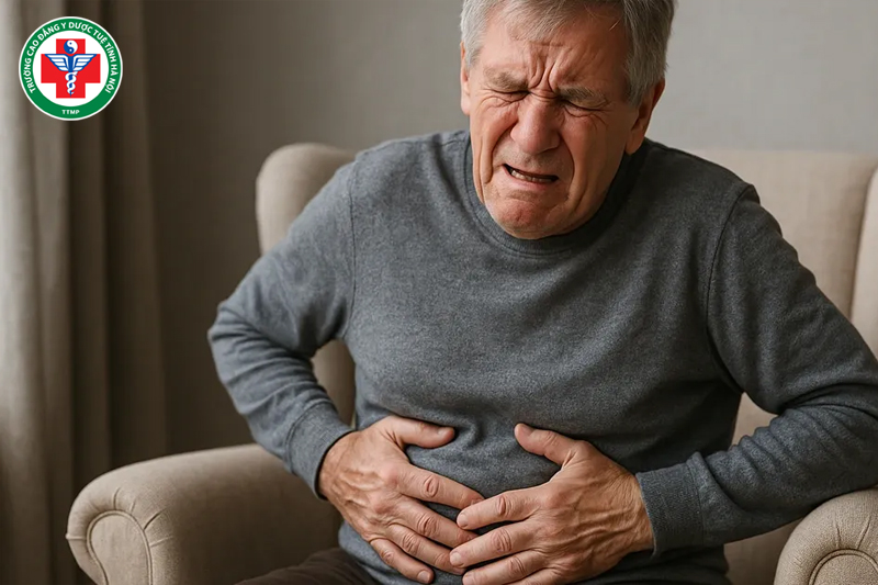 Người lớn tuổi thường có chức năng tạng phủ suy giảm theo thời gian