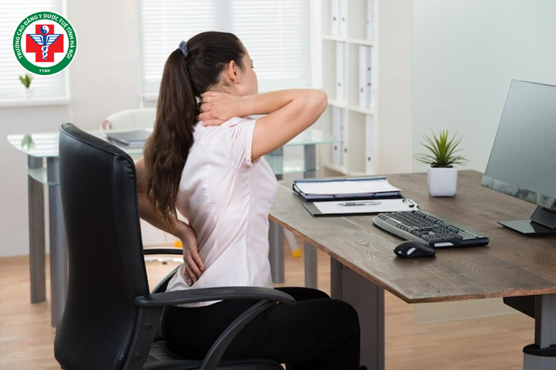 Làm việc quá sức ảnh hưởng đến sự cân bằng âm dương
